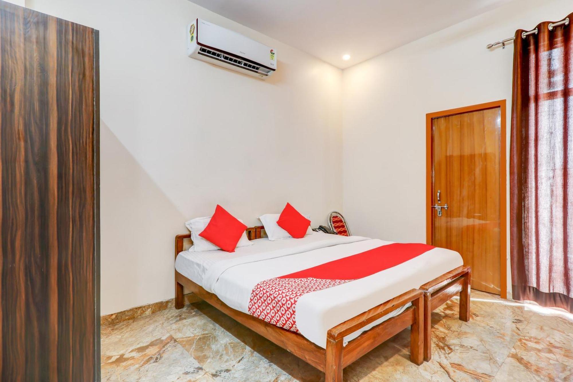 Oyo Flagship Raghuvar Palace Hotel Lucknow Eksteriør billede