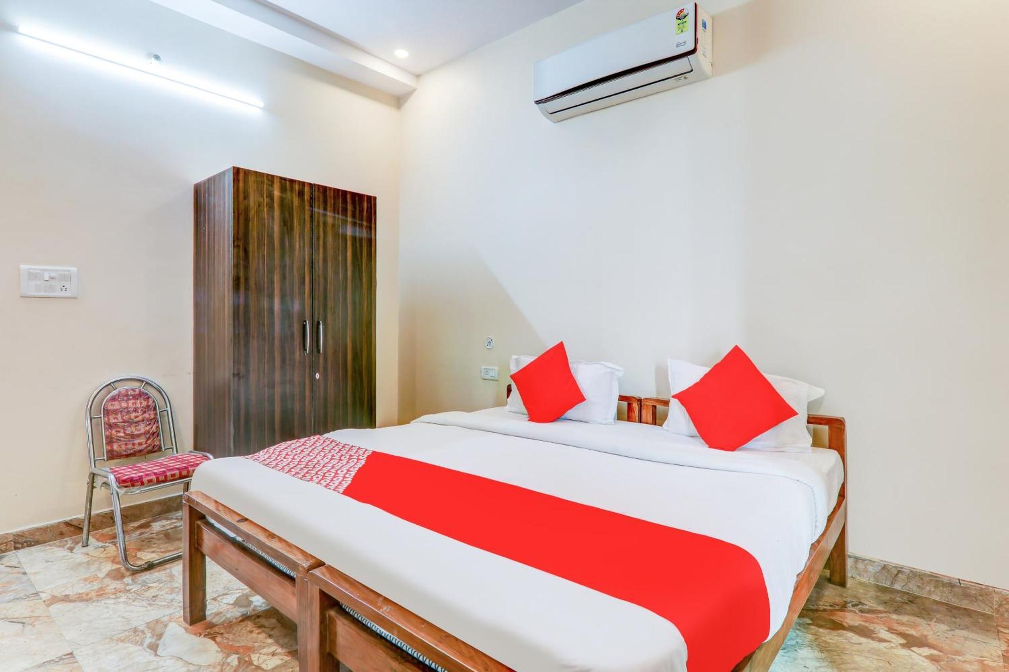 Oyo Flagship Raghuvar Palace Hotel Lucknow Eksteriør billede